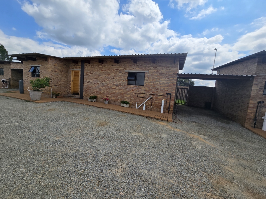 2 Bedroom Property for Sale in Wilkoppies North West